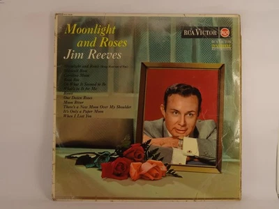JIM REEVES MOONLIGHT AND ROSES (331) 12 Track LP including Picture Sleeve RCA - Image 1 of 4