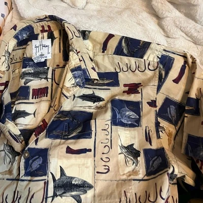 Guy Harvey Para Hombres 2X Camisa Azul Tostado Pescador Núcleo Gráfico Pez Espada Tiburón Botón Foto 1 de 4