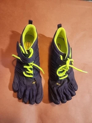 Sapatos femininos Vibram FiveFingers V-Train EUA 8.5-9 roxo e amarelo 17W6606 - Imagem 1 de 4