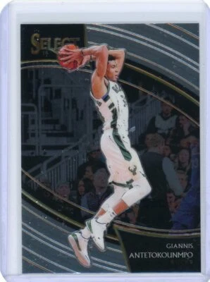 2018/19 Panini Courtside #207 Giannis Antetokounmpo - Image 1 of 2