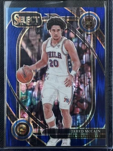 2024-25 Panini Select Courtside Jared McCain #283 azul tectónico Prizm/99 (RC) - Imagen 1 de 2