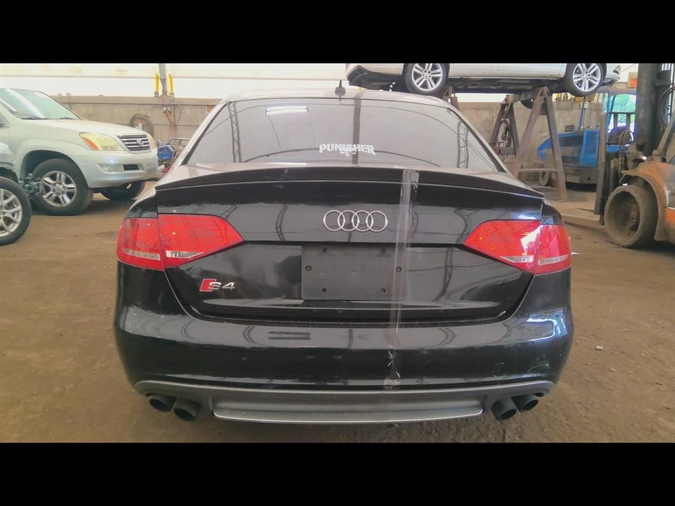 S4 AUDI   2011 Fuel Vapor Canister 6657193 - Image 1 of 4