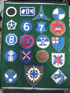 PARCHES MILITARES DE COLECCIÓN DE LA SEGUNDA GUERRA MUNDIAL ENMARCADOS 19 en total  - Imagen 1 de 24