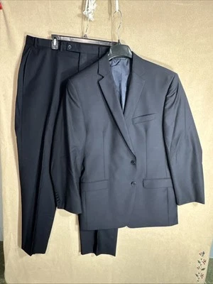Calvin Klein 42L Slim Fit Navy Pencil Stripe 2 Piece Suit 36x31 100% Wool - Image 1 of 4