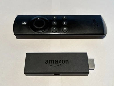 FireTV Stick (2. Gen) (LY73PR) inkl. Fernbedienung - Bild 1 von 2