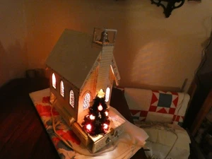 Cepillo de botella vintage de iglesia iluminado hecho a mano árbol de Navidad - Imagen 1 de 24