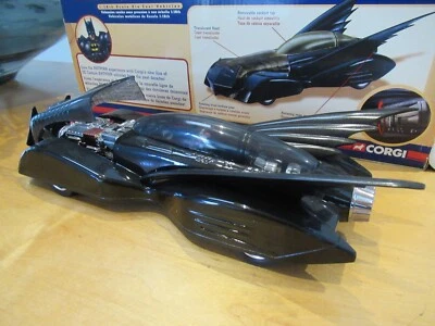 BATMOBILE 1:18 CORGI 2000 DC COMICS MINT & BOXED - Bild 1 von 4