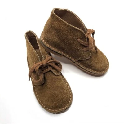 Botines Chukka POLO by Ralph Lauren Marrón Gamuza Cuero Con Cordones Cosidos Niño Pequeño Foto 1 de 4