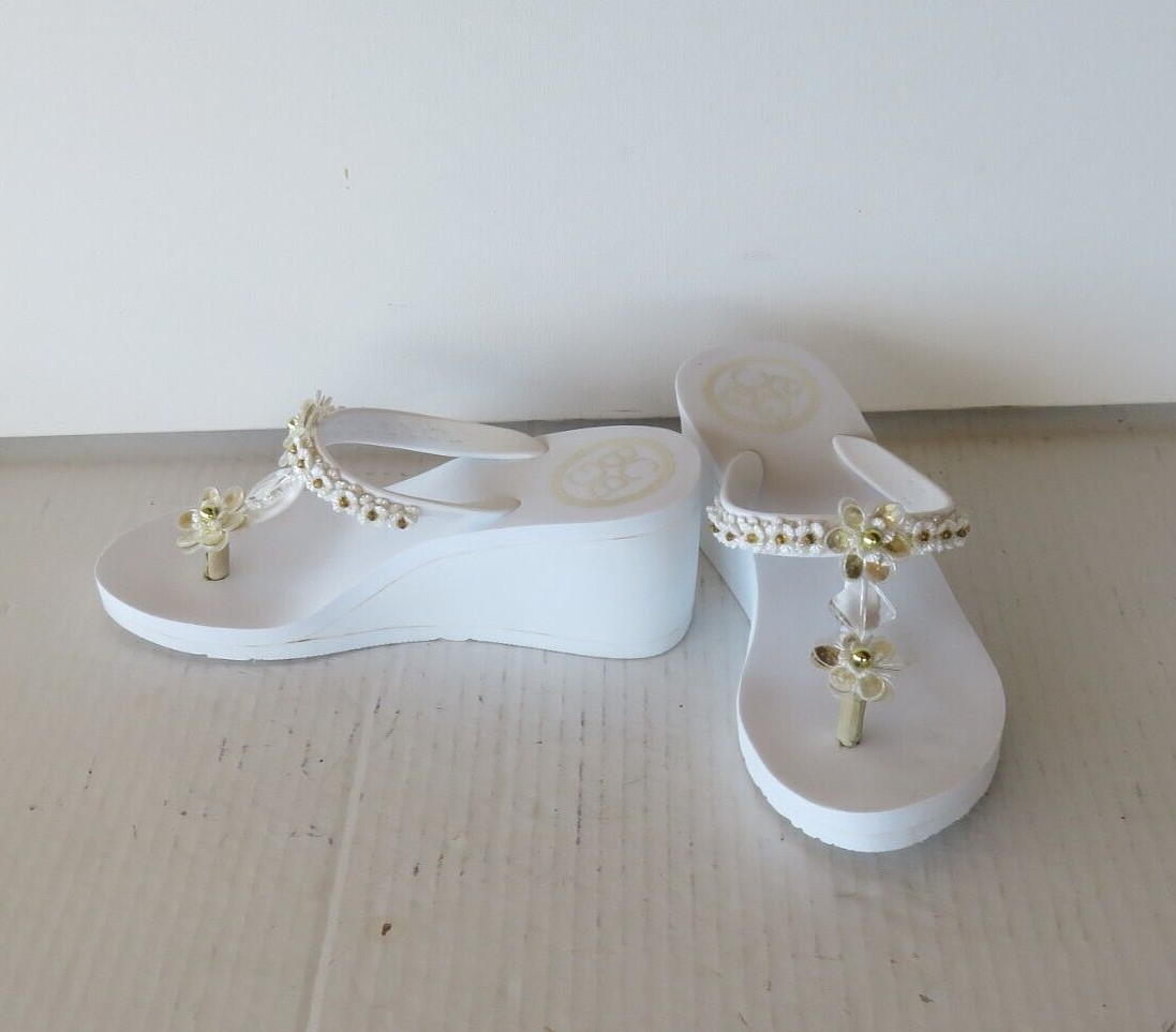 BCBG Wedge Sandals for Women for sale | eBay BCBG Wedge Sandals for Women for sale | eBay