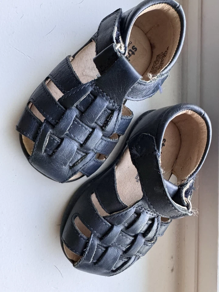 Stride Rite Navy Leather Sandal Toddler Size 4 1/5 - Image 1 of 4