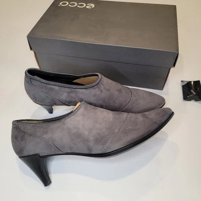 Tacón bomba elegante puntiagudo Ecco Shape 45 talla 10-10,5 titanio y negro nuevo en caja Foto 1 de 4