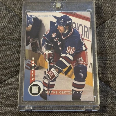 1997-98 Donruss Wayne Gretzky New York Rangers #143 - Image 1 of 2
