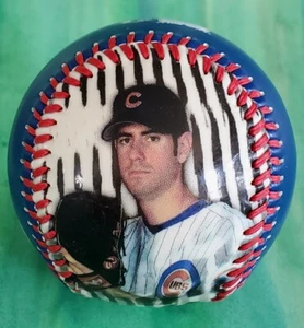 2004 Chicago Cubs MARK PRIOR #22 LANCIATORE fotoball souvenir baseball palla marina - Foto 1 di 9