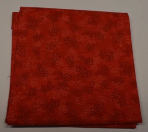 JOANN FABRICS Cotton FAT QUARTER   18" x 21"  RED FLORAL TONAL blender - Picture 1 of 1