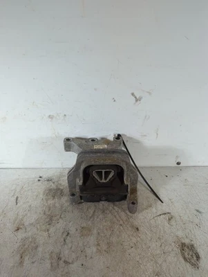 Audi A1 8x Tfsi Sport 2015-2018 999 Engine Mount (driver Side) 6C0199262E P34 - Image 1 of 4