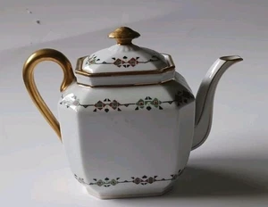Limoges Lidded Porcelain Teapot Gold Trim - Picture 1 of 7