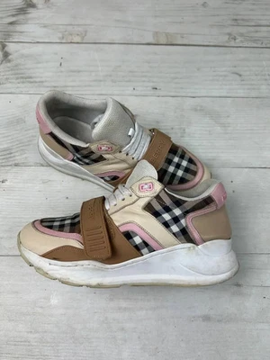 Tênis Burberry Ramsey cano baixo vintage xadrez feminino EUA 10 - Imagem 1 de 4