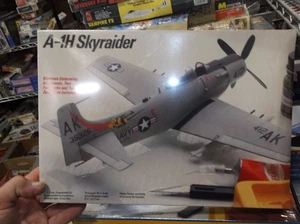 Testors 1/72 A-1H skyraider Model KIT NIB sealed - Picture 1 of 1