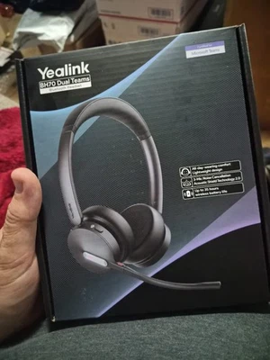 Yealink BH70 Dual Teams USB-C Wireless Bluetooth Headset - Image 1 of 2