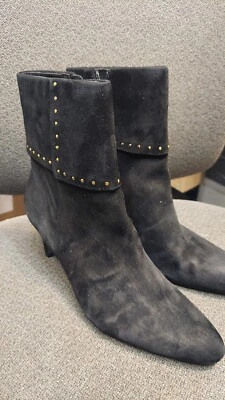 NUEVAS botas de gamuza negras TAHARI Primer para mujer talla 6 $168 Foto 1 de 4