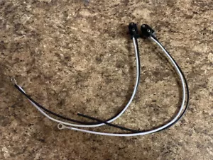 TRUCK LITE 94909 MARKER CLEARANCE PLUG, 16 GAUGE GPT WIRE, PL-10 (2pcs = 1 lot) - Picture 1 of 3
