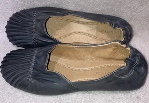 Chocolat Blu CAM2 Graphite Pintuck Pleated Soft Leather Shoes Ballet Flats Sz - Picture 1 of 8