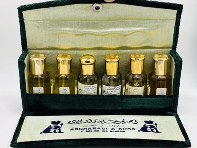 Caja de terciopelo Asgharali & Sons Bahrein 6 mini aceite completo colonia opio Vanderbilt Foto 1 de 4