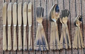 ( 28 ) Cuisinart Westlake Edelstahl 18/10 Besteck Löffel Salat Gabeln Messer - Bild 1 von 24