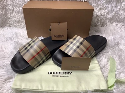 Sandálias Burberry xadrez slides, tamanho 36 (US6) - Imagem 1 de 4