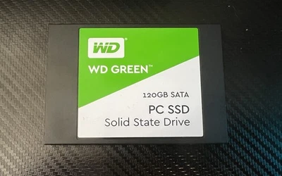 Western Digital WD Green 120GB WDS120G2G0A Internal SSD Hard Drive SATA 3.5" - Image 1 of 3