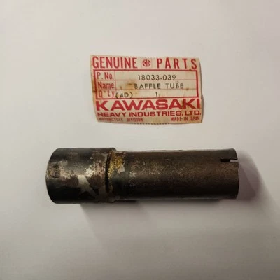 18033-039 NOS Kawasaki tubo defletor G4TR F3 A1SS A7SS KV100 - Imagem 1 de 4