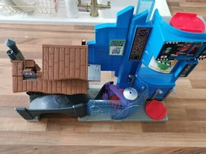 Disney Pixar Cars Tokyo & Villans Playset Toy No Cars Included - Picture 1 of 4