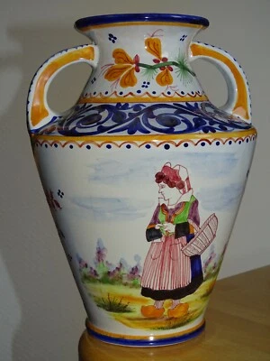 VINTAGE VASE CERAMIC HB QUIMPER FRANCE BRETON circa 1930s' - Image 1 of 4