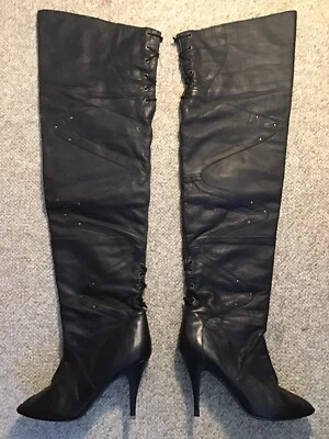 Botas Wild Pair Talla. 7 1/2 B EE. UU. (#2) Foto 1 de 4