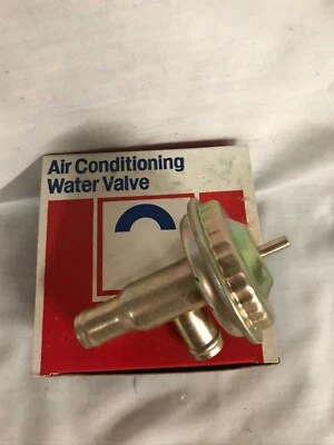 HEATER CONTROL VALVE OEM NOS GM # 1231105 / AC DELCO # 15-5106 -  VEHICLE FIT IN - Image 1 of 4