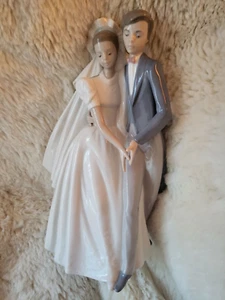 NAO por LLADRO Novia y Novio Pareja de Boda 10.5" Rebajo Final - Imagen 1 de 8