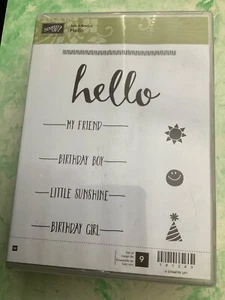 Set 9 Stampin Up Nuovi! HELLO Timbro in Gomma in Legno Cartoleria Sole Ragazzo Ragazza - Foto 1 di 4