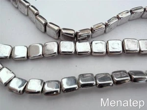 25 6 x 6 x 3 mm CzechMates Zweiloch Fliesen Perlen: Silber - Bild 1 von 1