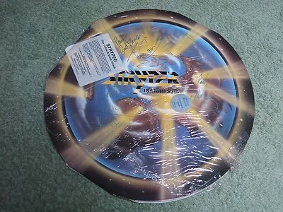 STRYPER The yellow & black attack ENIGMA RECORDS LP ST-73207 ~ AUTOGRAPHED ~ - Image 1 of 4