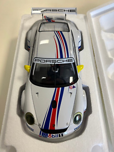 1/18 Minichamps Porsche Dealer Exclusice Porsche 911 GT3 RSR # WAP 02100618