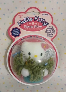 Sanrio Hello Kitty 2006 Stamp Sitter Peluche Desktop Buddy Nuovo in Confezione - Foto 1 di 8