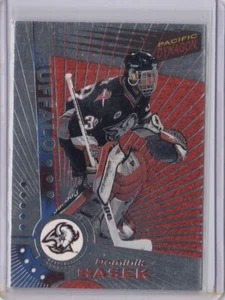 1997-98 Pacific Dynagon Silver #10 Dominik Hasek      *S5072 - Picture 1 of 1