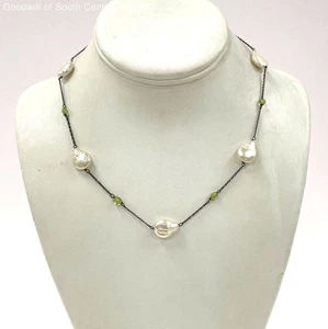Sterling Silver 16" Choker Necklace with Button Pearls & Peridot Beads - 8.12g - Picture 1 of 10