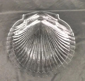 (Lot of 2) ARCOROC France COQUILLAGE SHELL SHAPED CLEAR GLASS Large PLATES - Picture 1 of 7