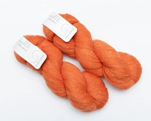 Purl Soho filato di lino piuma 2 matassine arancia patata dolce 439 iarde ciascuna - Foto 1 di 4
