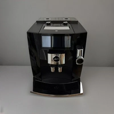Jura J8 (EA) Twin 15561 Diamond Black Kaffeevollautomat Neu, OVP💫25 Mon. Gewähr - Bild 1 von 4