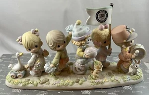 PRECIOUS MOMENTS #108544 MARCHING AHEAD ANOTHER 25 YEARS 1491/5000 Dealer Only - Bild 1 von 24