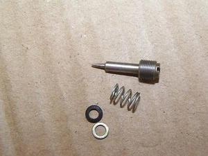 GSX600 GS850 GS650 GSX1100 GSF1200 GS550 GS450 GS750 CARBURETOR NEEDLE SCREW - Picture 1 of 4
