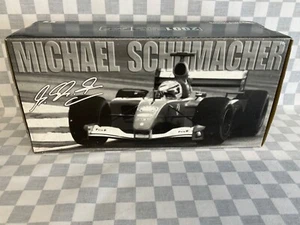 1/18 HOT WHEELS FERRARI MICHAEL SCHUMACHER WORLD CHAMPION 2001 LIMITED EDITION - Picture 1 of 16