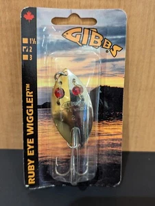 Vintage Gibbs Ruby Eye Wiggler #2 - New on Card - Made in Canada - Picture 1 of 6